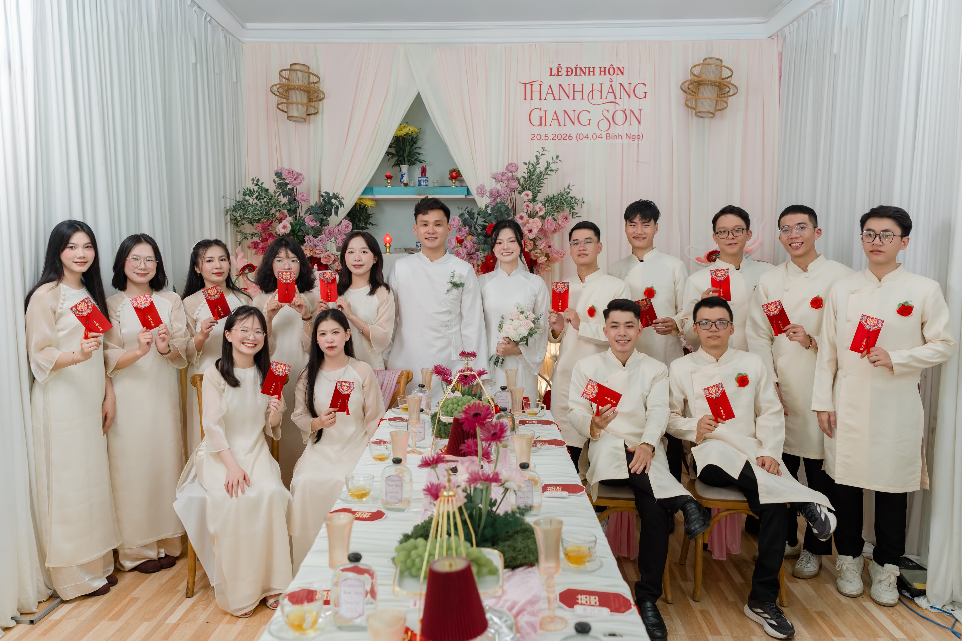 Ảnh cưới ngoài trời của Giang Sơn và Thanh Hằng